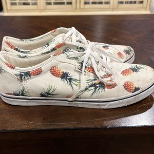Pineapple VANS size 9